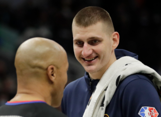 Jokic extends olive branch, basketball to Suns owner Ishbia before Game 5