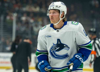 Brock Boeser returning to Canucks on seven-year deal