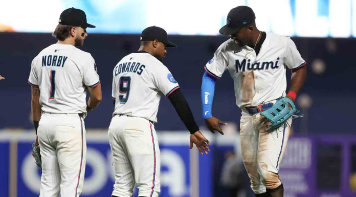 MLB Roundup: Marlins beat Twins to extend win streak to eight