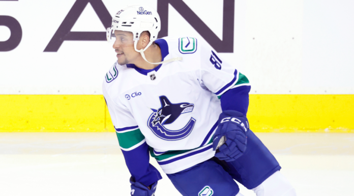 Canucks trade Dakota Joshua to Maple Leafs for fourth-round pick