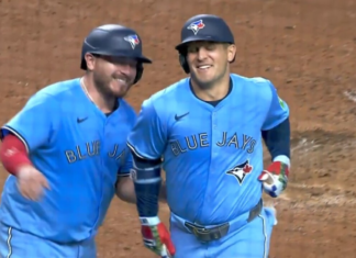 Varsho stays hot, launches two-run bomb to extend Blue Jays’ lead