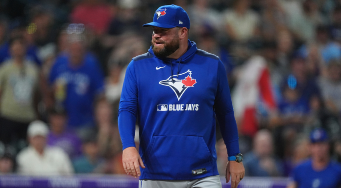 Blue Jays’ John Schneider ejected, benches clear in heated 7th inning
