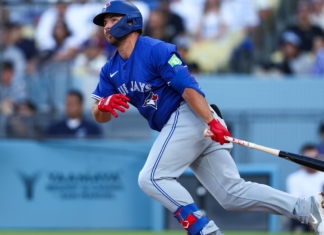 Dodgers claim INF Buddy Kennedy from Blue Jays, place Max Muncy on IL