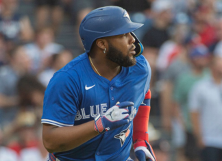 Blue Jays’ Guerrero Jr. leaves game vs. Pirates with left hamstring tightness