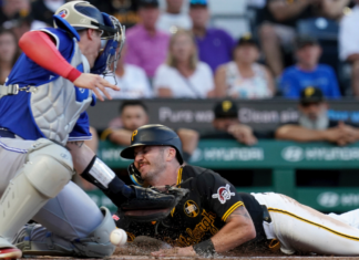 Blue Jays battle Skenes but slip late in chaotic loss to Pirates