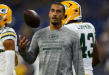 Jordan Love returns to Packers practice after thumb surgery