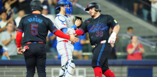 Blue Jays’ Alejandro Kirk records first career stolen base in dramatic win