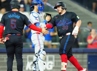 Blue Jays’ Alejandro Kirk records first career stolen base in dramatic win