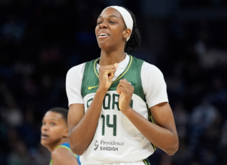 Dominique Malonga wins rookie duel against Paige Bueckers as Storm rout Wings