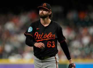 Orioles right-hander Young loses bid for perfect game in win over Astros