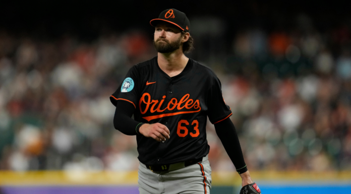 Orioles right-hander Young loses bid for perfect game in win over Astros