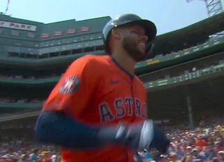 Correa hits first homer since returning to Astros over Green Monster