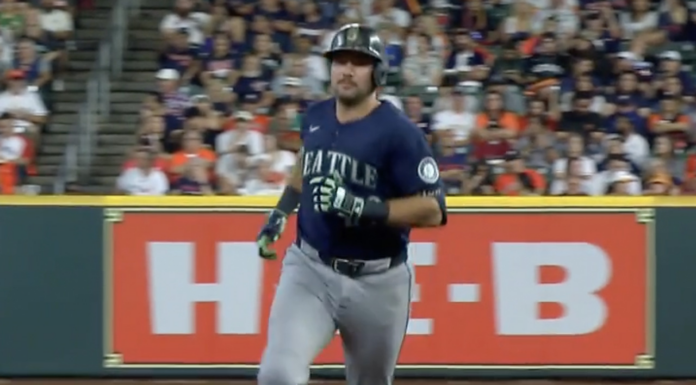 Raleigh breaks Mariners’ single-season HR record with 57th bomb