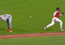 Tigers’ Skubal makes costly error with between-the-legs throw to first