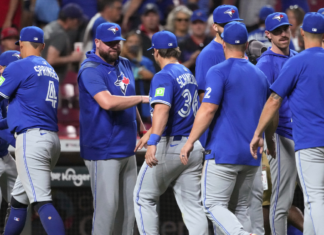 A decade after last AL East win, Blue Jays trying to repeat history