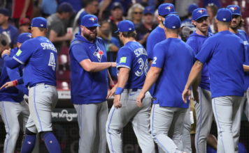 A decade after last AL East win, Blue Jays trying to repeat history