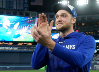 Derek Jeter on Blue Jays’ Yesavage: ‘I’m glad I’m not playing anymore’