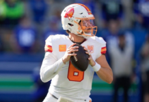 David’s pick sets up winning FG as Bucs beat Seahawks in offensive duel