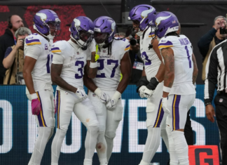 Addison’s late touchdown propels Vikings past Browns in London