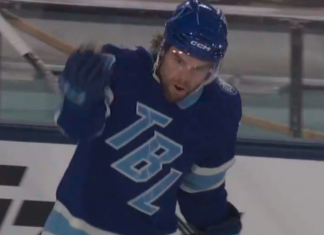 Lightning’s Hagel opens scoring 11 seconds into Stadium Series