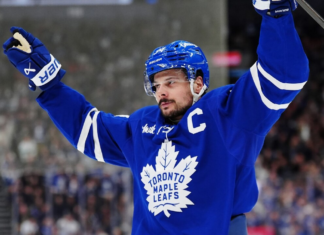 Saturday Headlines: Matthews, Maple Leafs reaffirm commitment to each other