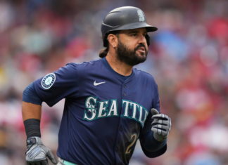 Report: Eugenio Suarez signs one-year, $15M deal with Reds