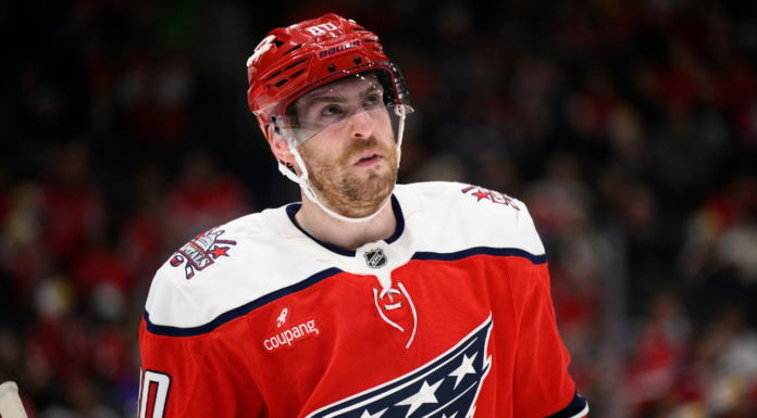 Capitals’ Dubois gets match penalty for hit on Blues’ Thomas