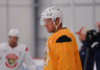Barkov joins Panthers’ teammates for first full practice this season