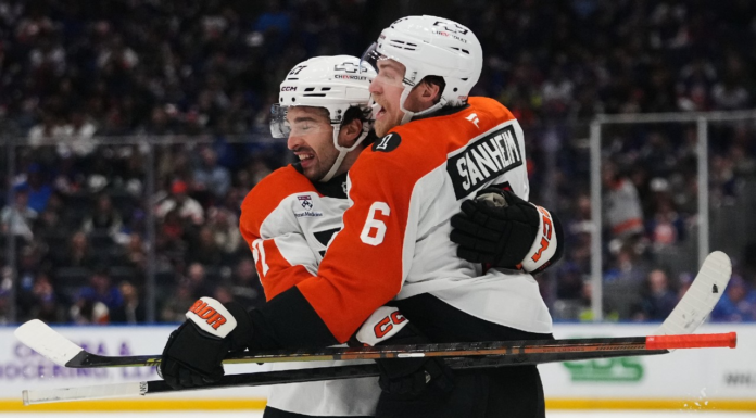 Flyers move closer to playoff spot with big win over Islanders