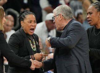 Tensions flare between UConn, South Carolina coaches at Final Four
