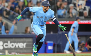 Blue Jays’ offensive barrage vs. Red Sox leads to third straight series win