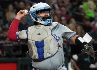 Blue Jays’ Alejandro Kirk exits vs. White Sox due to thumb injury