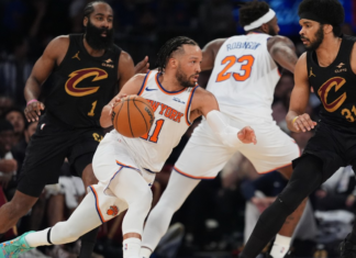 Knicks stun Cavaliers with big comeback to take Game 1 in OT