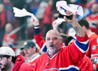 Montreal fans briefly carry U.S. anthem after mic fails before Canadiens playoff game