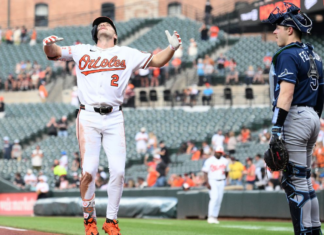 Henderson has two HRs in Orioles big win over Rays