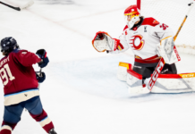 Gotta See It: Victoire’s Poulin springs Flaherty for OT winner in Game 2