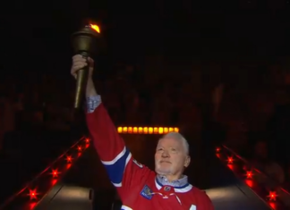 Robinson carries torch out to surging Canadiens crowd ahead of Game 6