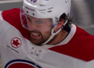 Canadiens’ Newhook finishes feed from Evans for his second goal of Game 2