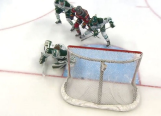 Charge score game-winning goal after Frankel mishandles puck off boards