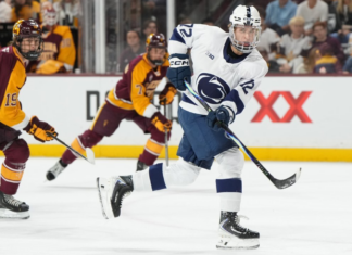 Canucks fire Foote (home)