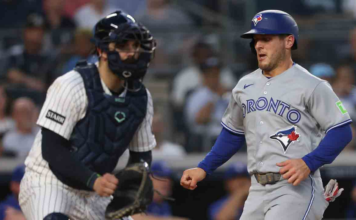 Blue Jays’ search for identity continues as chances slip away in loss