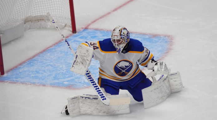 Sabres, Canadiens both pull starting goalies in Game 6